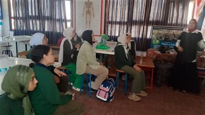 بيت ثقافة إطسا بالفيوم ينظم ورشة عمل للتدريب علي تدوير مخلفات البلاستيك