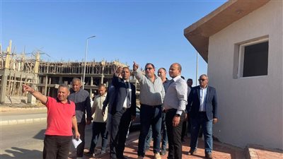 مسؤولو الإسكان يتفقدون عددا من مشروعات الشروق