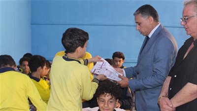 إنهاء التعاقد مع أحد معلمي الحصة بالجيزة لعدم قيامه بالشرح داخل الفصل