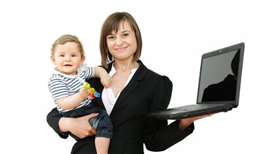 نصائح للأم العاملة، كيف تنظمي وقتك بين البيت والشغل بدون توتر؟