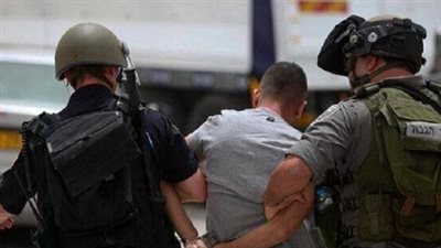 الاحتلال الإسرائيلي يعتقل 24 فلسطينيا من الضفة الغربية
