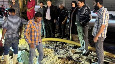 كسر مفاجئ في ماسورة مياه رئيسية بشارع الجلاء بالمنصورة (صور)