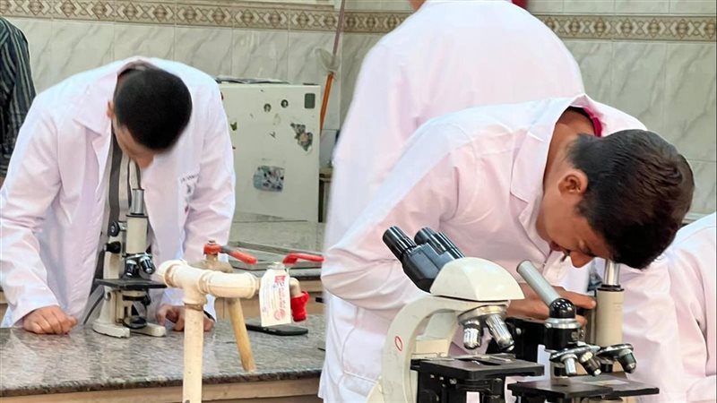 تدريب طلاب