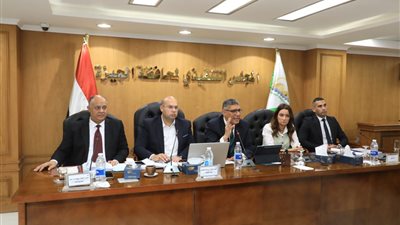 الجيزة تستعد للشتاء، مشروع لتدعيم الشوارع الحيوية بأكثر من 800 بالوعة جديدة لصرف مياه الأمطار