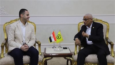 محافظ شمال سيناء يستقبل نائب وزير الصحة لبحث دعم المنظومة الصحية