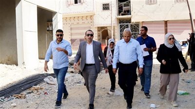 نائب محافظ الإسماعيلية يتفقد مشروعات أسواق القنطرة غرب الجديدة (صور)