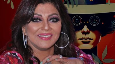 تكريم خاص لهالة صدقي بمهرجان VS-FILM للأفلام القصيرة جدا