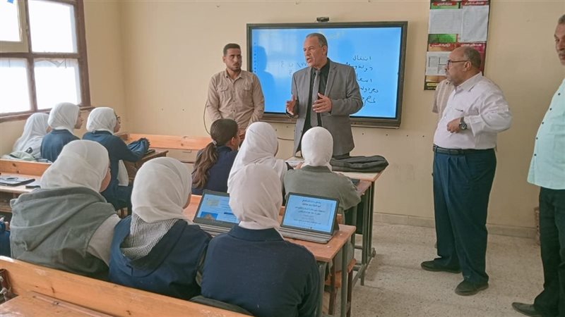 وكيل التعليم بأسيوط