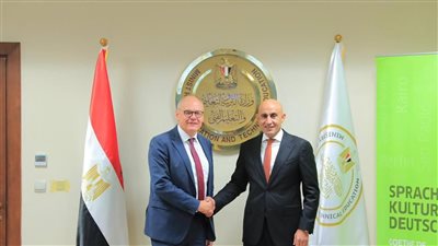 عبد اللطيف: نسعى لتطبيق المعايير الدولية على التعليم الفني 