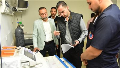 نائب وزير الصحة يوجه بإنشاء عيادات تأمين صحي جديدة في مستشفى نخل المركزي 