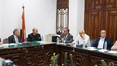 الأطباء: قبول طلاب الطب دون توفير فرص تدريب كافٍ جريمة في حق المريض والمهنة