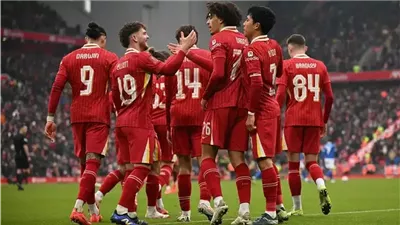 صدمة لليفربول بعد إصابة نجم الفريق أمام فرانكفورت 