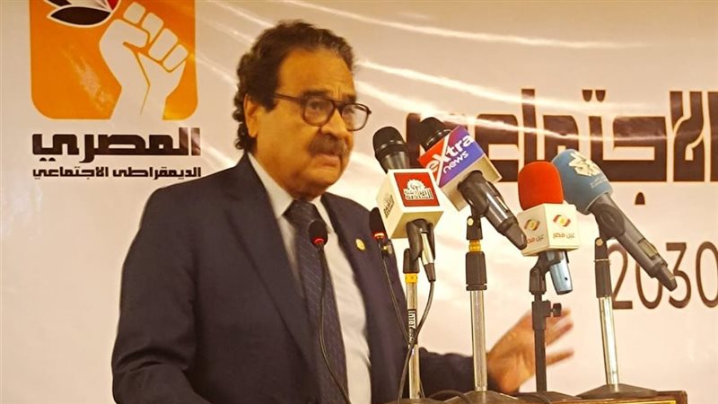رئيس المصري الديمقراطي،
