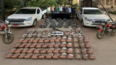 مصرع 4 عناصر إجرامية وضبط مخدرات وأسلحة بـ 76 مليون جنيه في المحافظات