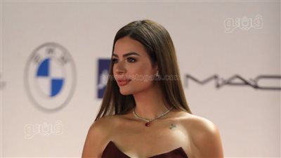 بشرى وهنادي مهنا تتألقان على ريد كاربت حفل ختام الجونة السينمائي (صور) 