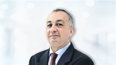 قصر العيني يحتفي بـ عصام الطوخي أول عربي ينضم لمجلس إدارة مؤسسة طب العيون العالمية