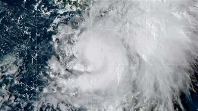 ارتفاع حصيلة ضحايا الفيضانات والانهيارات الأرضية في إندونيسيا إلى 502 قتيل 