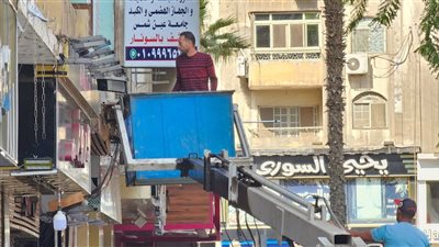 حملات بحي الطالبية لغلق الورش والمقاهي المخالفة 