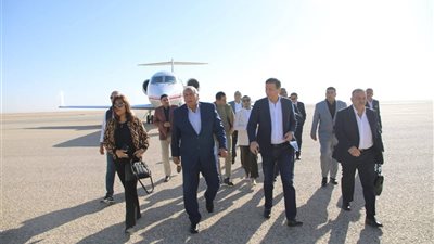 محافظ الوادي الجديد يستقبل وزيري التنمية المحلية والزراعة