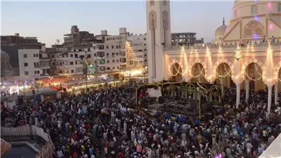 دراويش الحكومة.. الصوفية تعود إلى الواجهة برعاية رسمية.. خبراء: الطريق الآمن لاحتواء الإسلام السياسي.. وفد رسمي للاحتفال بالسيد البدوي يفتح باب التساؤلات حول مستقبل “أصحاب الطرق