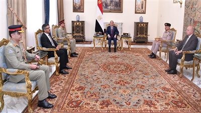 السيسي خلال استقباله رئيس أركان القوات البرية الباكستانية: مصر تحرص على مواصلة تعزيز التعاون الثنائي 