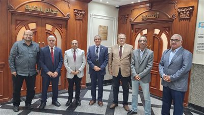 جامعة المنصورة تستقبل وفد المجلس العربي للاختصاصات الصحية