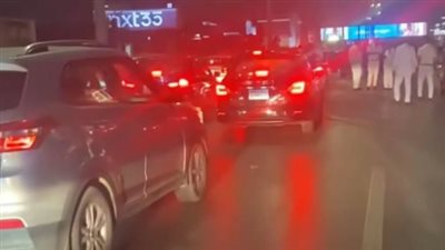 إعادة الحركة المرورية بطريق 