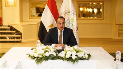 الرعاية الصحية: إنشاء فروع جديدة للهيئة بالمنيا ومطروح لتطبيق التأمين الشامل