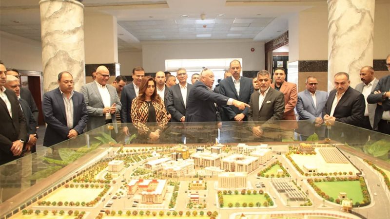 وزيرا التنمية المحلية