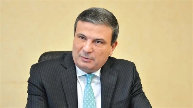 وزير الزراعة واستصلاح