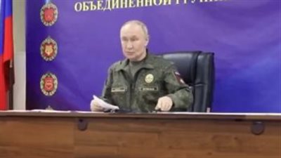 بوتين يبحث تطوير الجيش والقوات المسلحة الروسية 