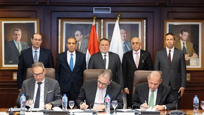 محافظ البنك المركزي ووزير الخارجية يشهدان إطلاق مبادرة 