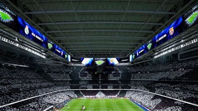 سانتياجو بيرنابيو بسقف مغلق في الكلاسيكو 