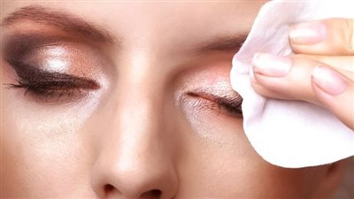 متى تكون زينة المرأة مباحة وما ضوابطها الشرعية ؟،أمينة الفتوى تجيب (فيديو)