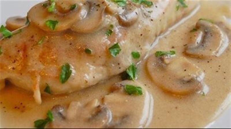 صدور الدجاج بالكريمة