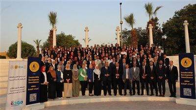 محاضرات وورش عمل تفاعلية بمعسكر «مودة» بمعهد إعداد القادة لتأهيل الشباب