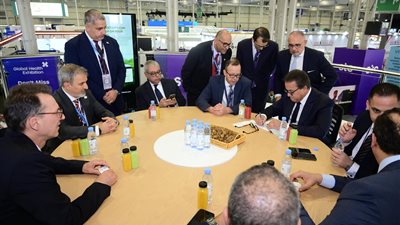 وزير الصحة: توفير أجهزة حديثة لرصد مستوى السكر في الدم للأطفال المصابين بالسكري