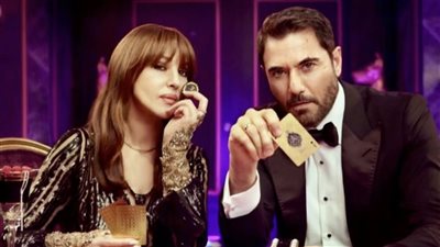 مونيكا بلوتشي تنشر صورة تجمعها مع أحمد عز من كواليس the seven Dogs