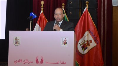 قصر العيني يحتفي بـ أكتوبر الوردي بمحاضرات توعوية حول سرطان الثدي (صور)