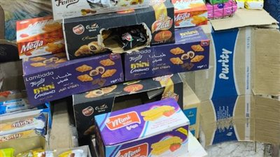 التحفظ على كميات كبيرة من الجيلي الفاسد في حملة تموينية بالفيوم