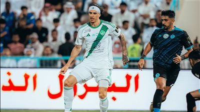 دوري أبطال آسيا للنخبة، أهلي جدة والشارقة يتعادلان سلبيا في الشوط الأول وحالة طرد