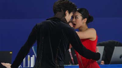 الاتحاد الدولي للتزلج يحقق مع ثنائي صيني بسبب 