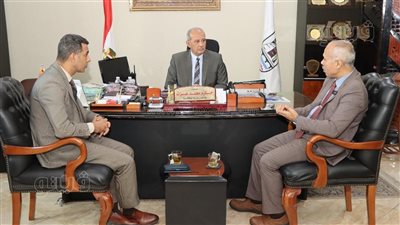 بني سويف تبحث اعتماد مركز علوم الحاسب لمنح شهادة التحول الرقمي