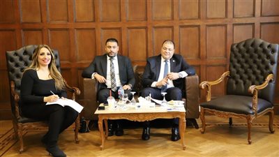 غرفة الإسكندرية تبحث فرص التعاون المشتركة مع سفيرة فنلندا