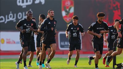 الأهلي يسعى للعودة إلى صدارة ترتيب الدوري.. بتروجيت بوابته للقمة.. غيابات بالجملة في صفوف الأحمر.. يتسلح بـ 5 انتصارات متتالية.. وسيد عيد لا يعرف الفوز أمام الشياطين الحمر