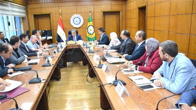 محافظ الدقهلية يبحث استغلال أرض الإيواء بميت غمر لتعظيم موارد الدولة