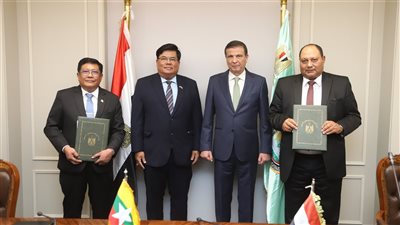 وزير الزراعة يشهد توقيع مذكرة تفاهم لتبادل الخبرات والتكنولوجيا الحديثة مع دولة ميانمار