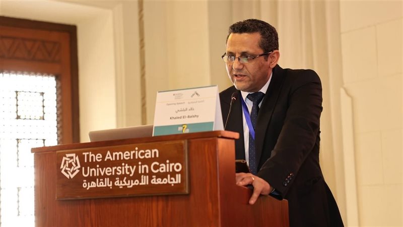 الكاتب الصحفي خالد