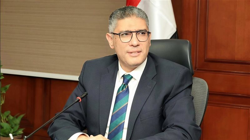 محافظ الجيزة 