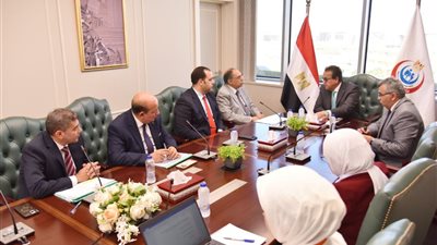 عبد الغفار يوجه بسرعة تسليم المشروعات الصحية لدخولها الخدمة فورا 